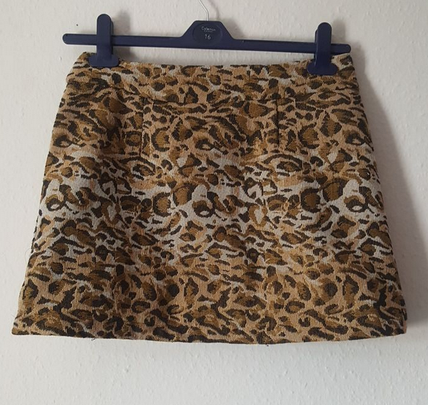 leopard skirt front